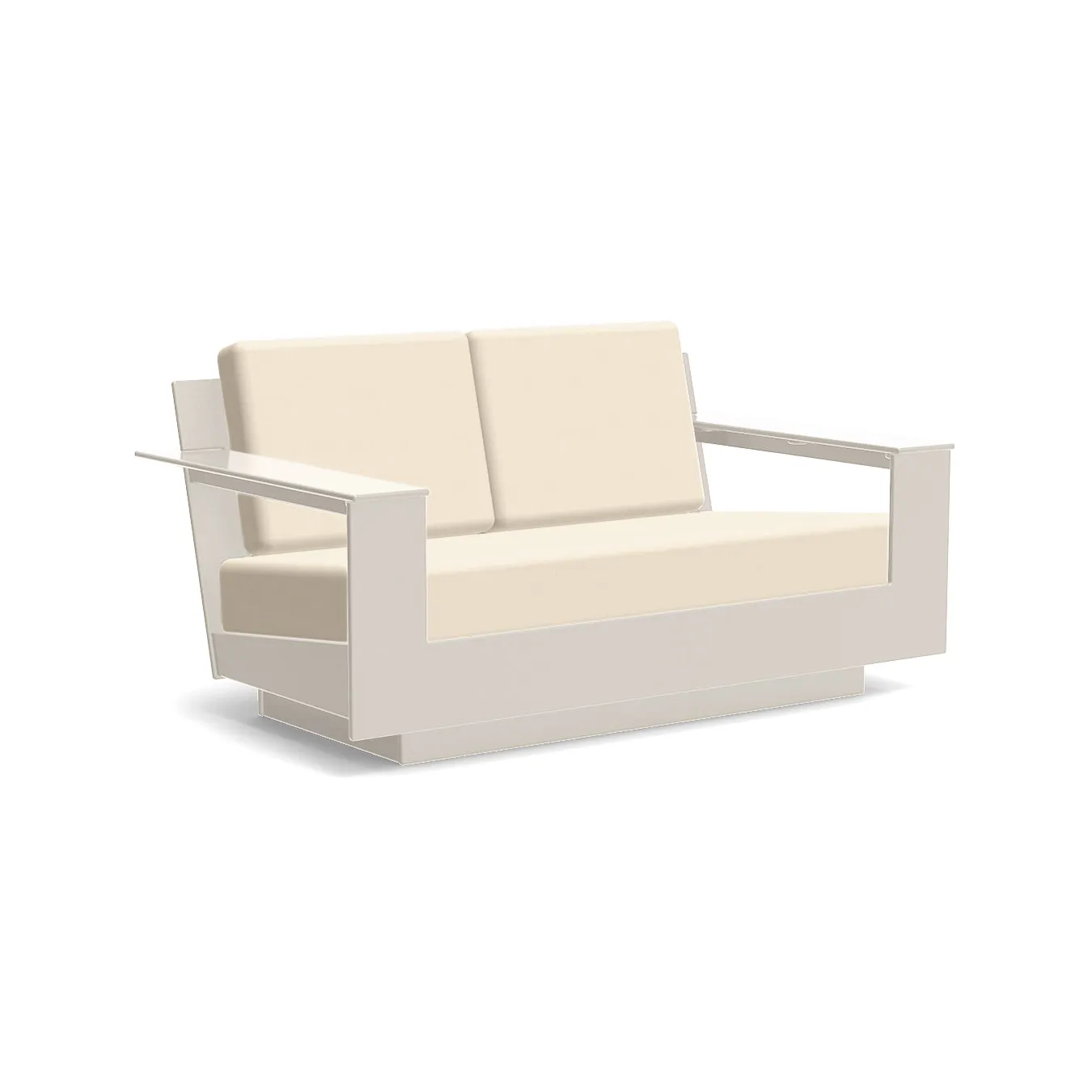 Nisswa Loveseat