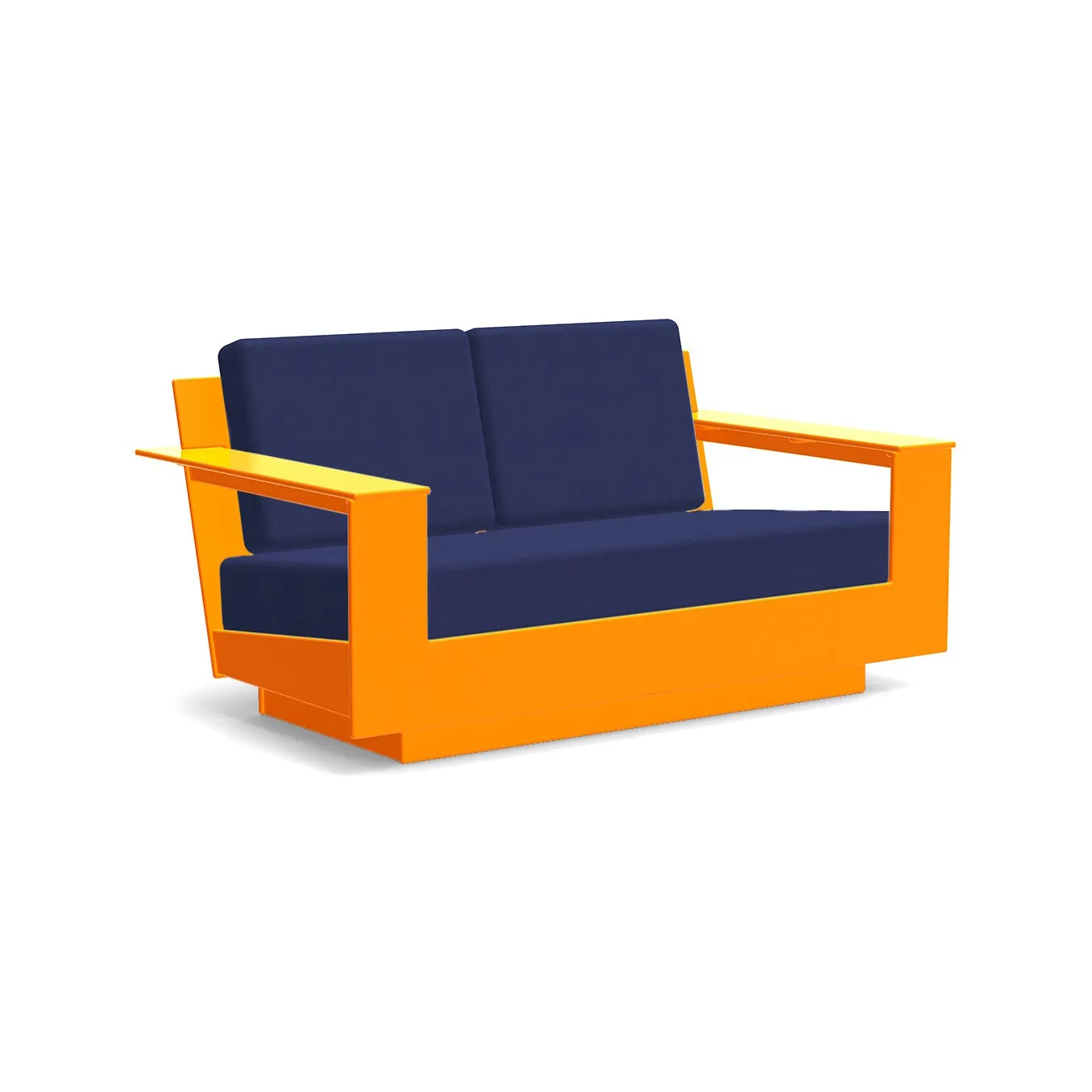 Nisswa Loveseat