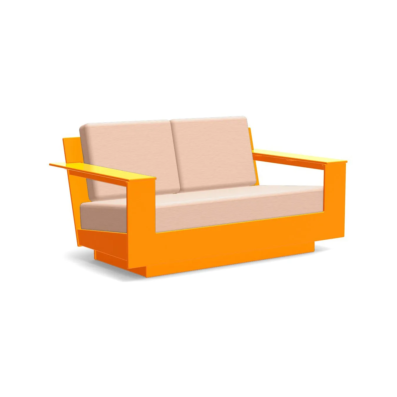 Nisswa Loveseat