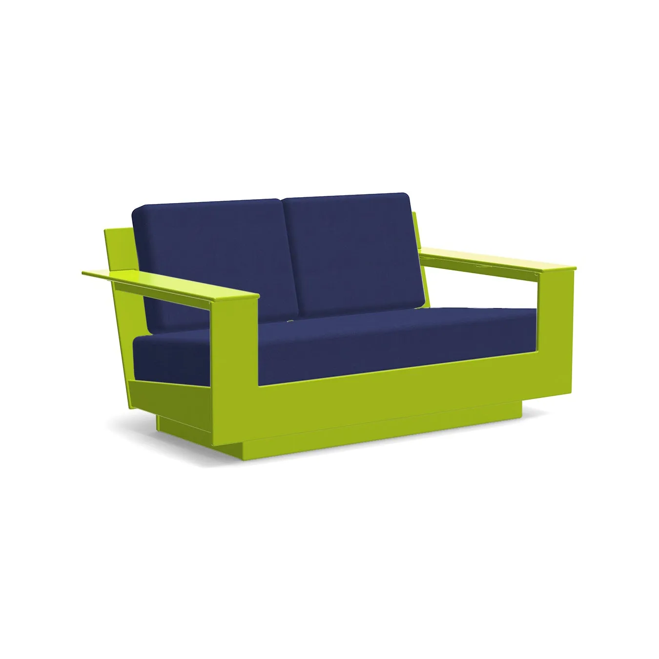 Nisswa Loveseat