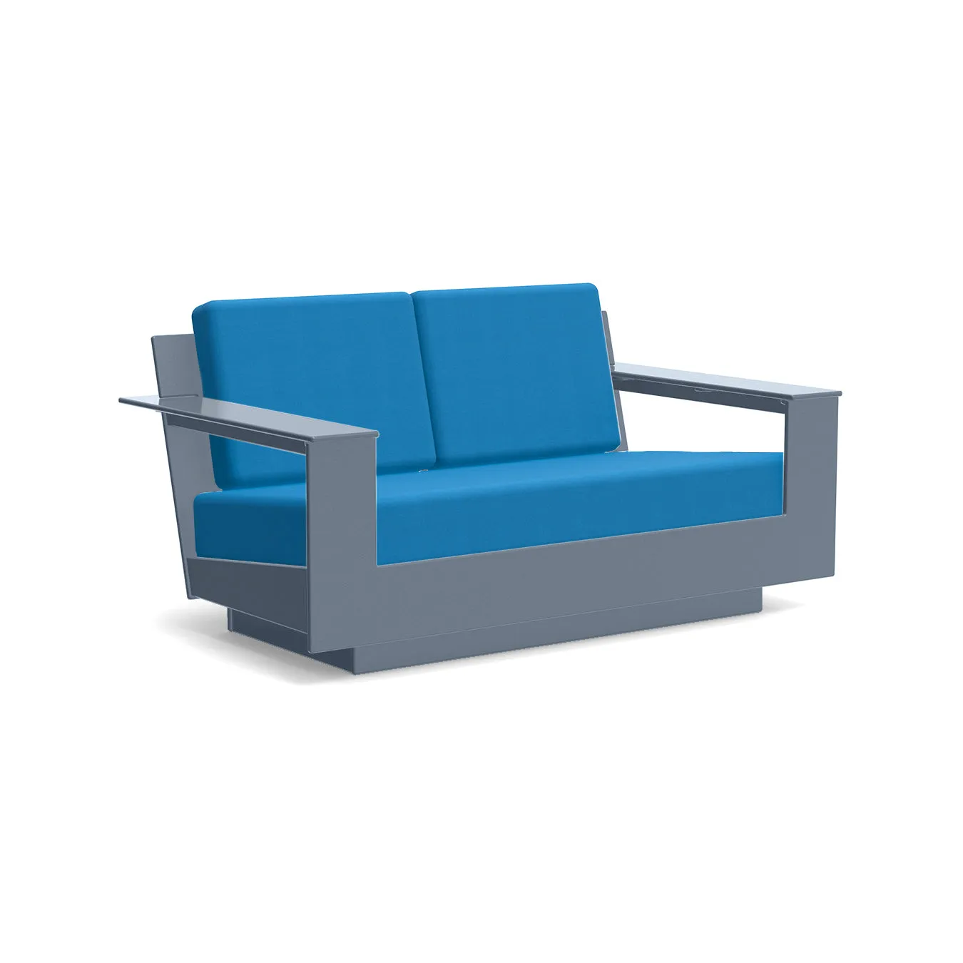 Nisswa Loveseat