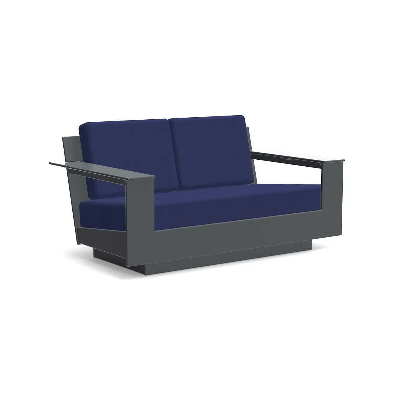 Nisswa Loveseat