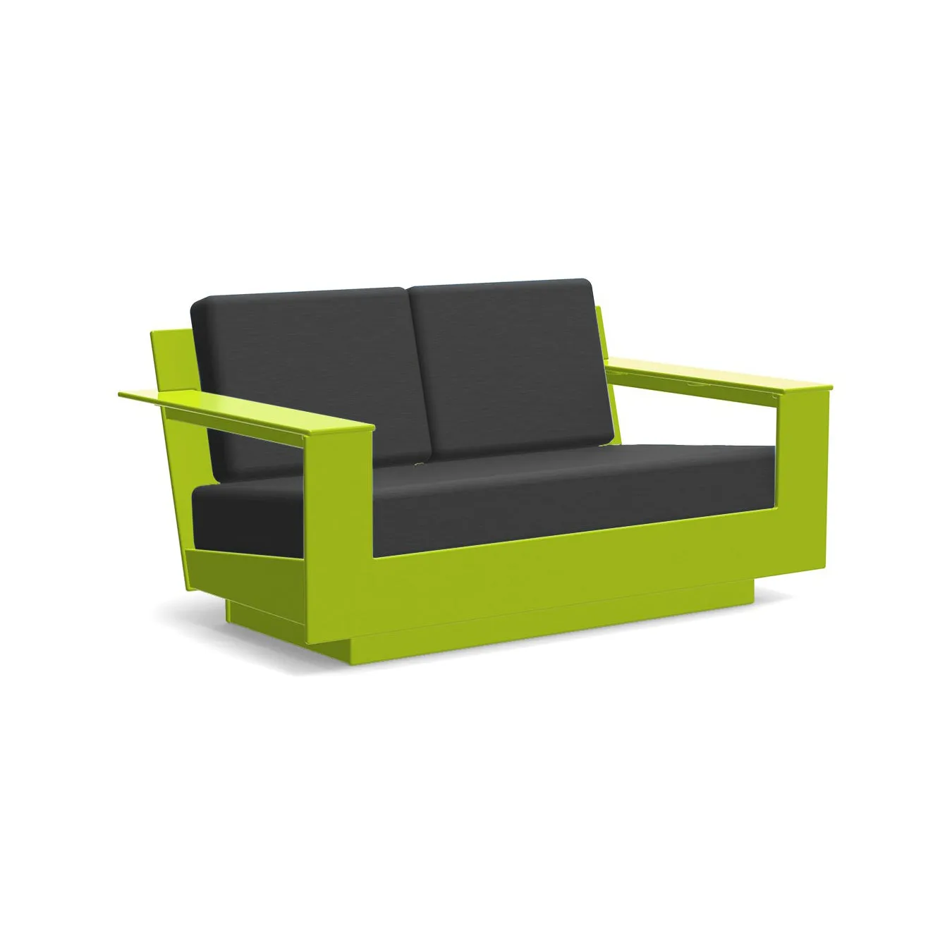 Nisswa Loveseat