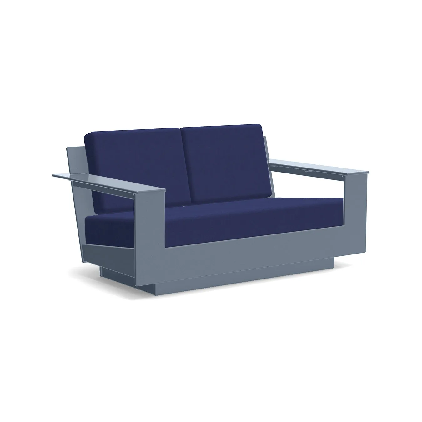 Nisswa Loveseat