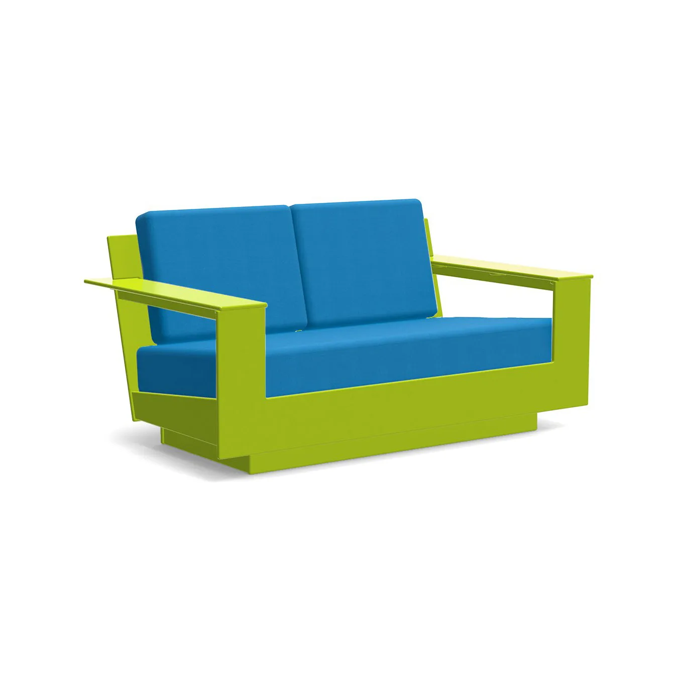 Nisswa Loveseat