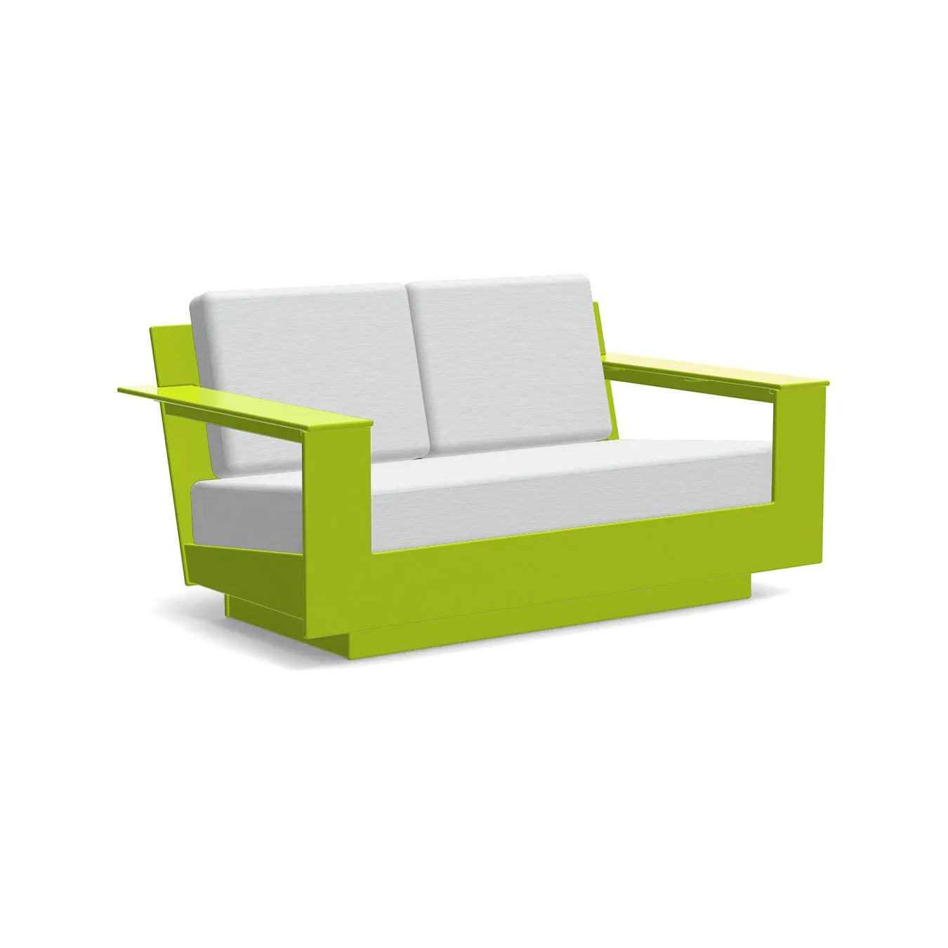 Nisswa Loveseat