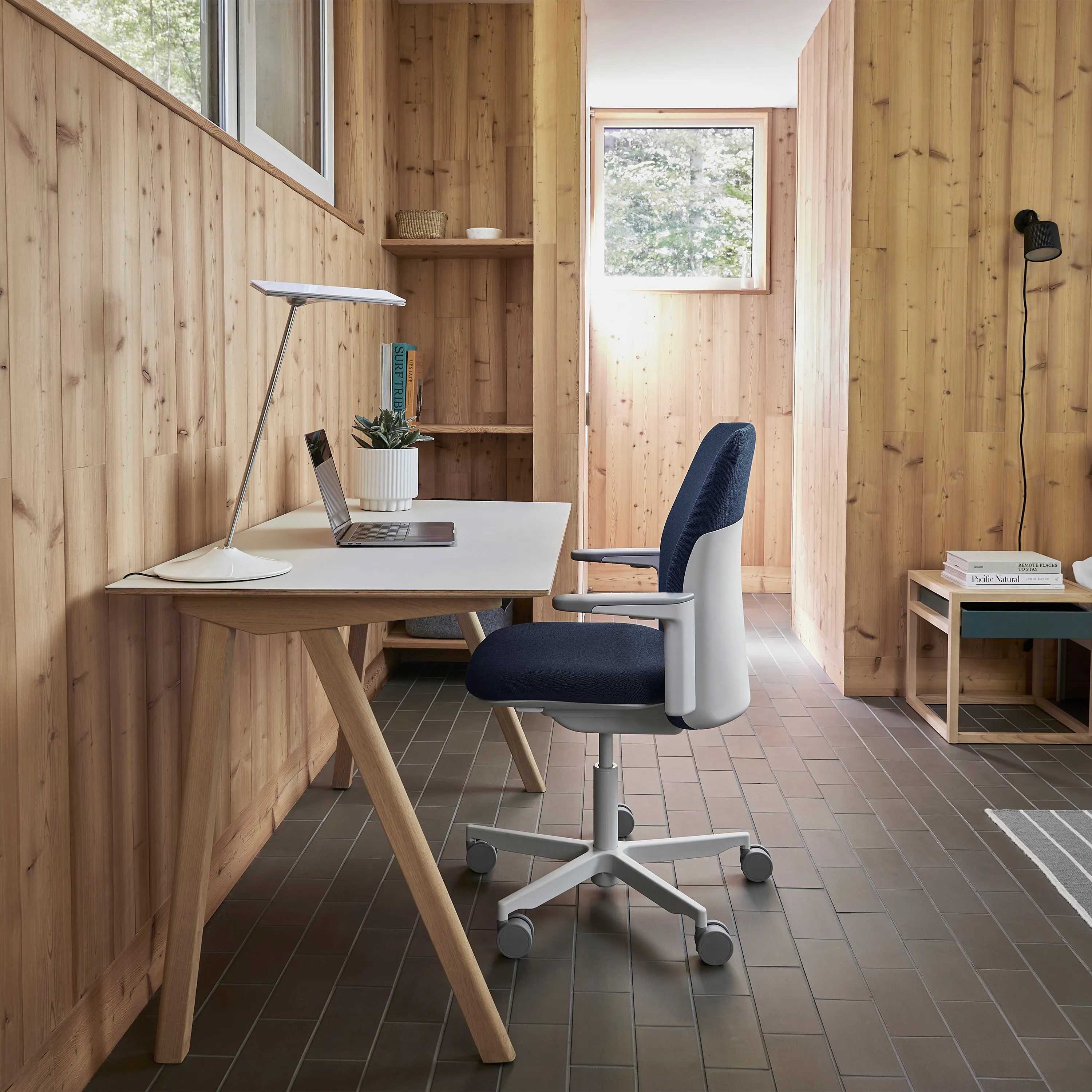 Path Task Chair