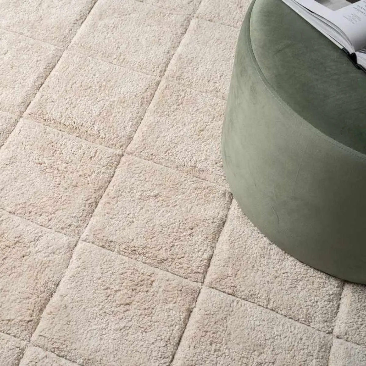 Rea Diamond Floor Rug - Large - Cream Mocka