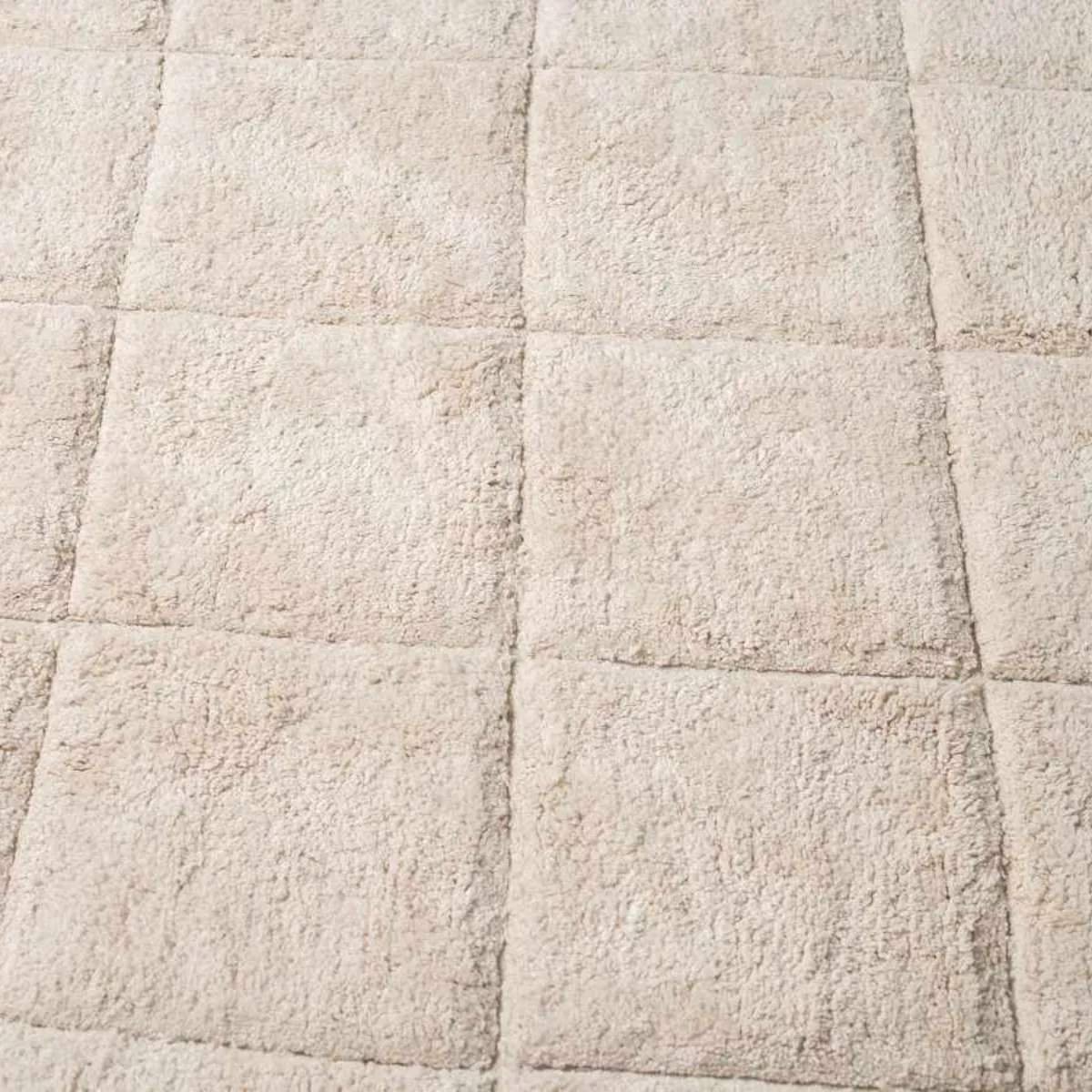 Rea Diamond Floor Rug - Large - Cream Mocka
