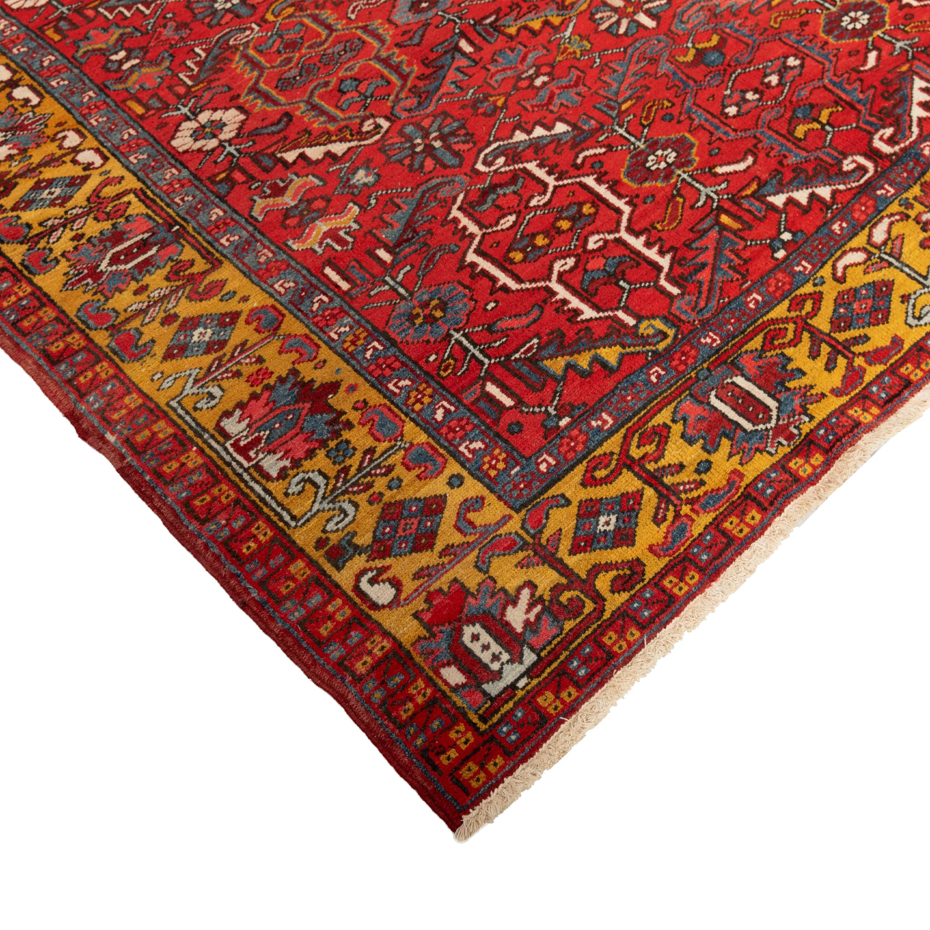 Red Vintage Traditional Heriz Rug - 7'5" x 8'5"