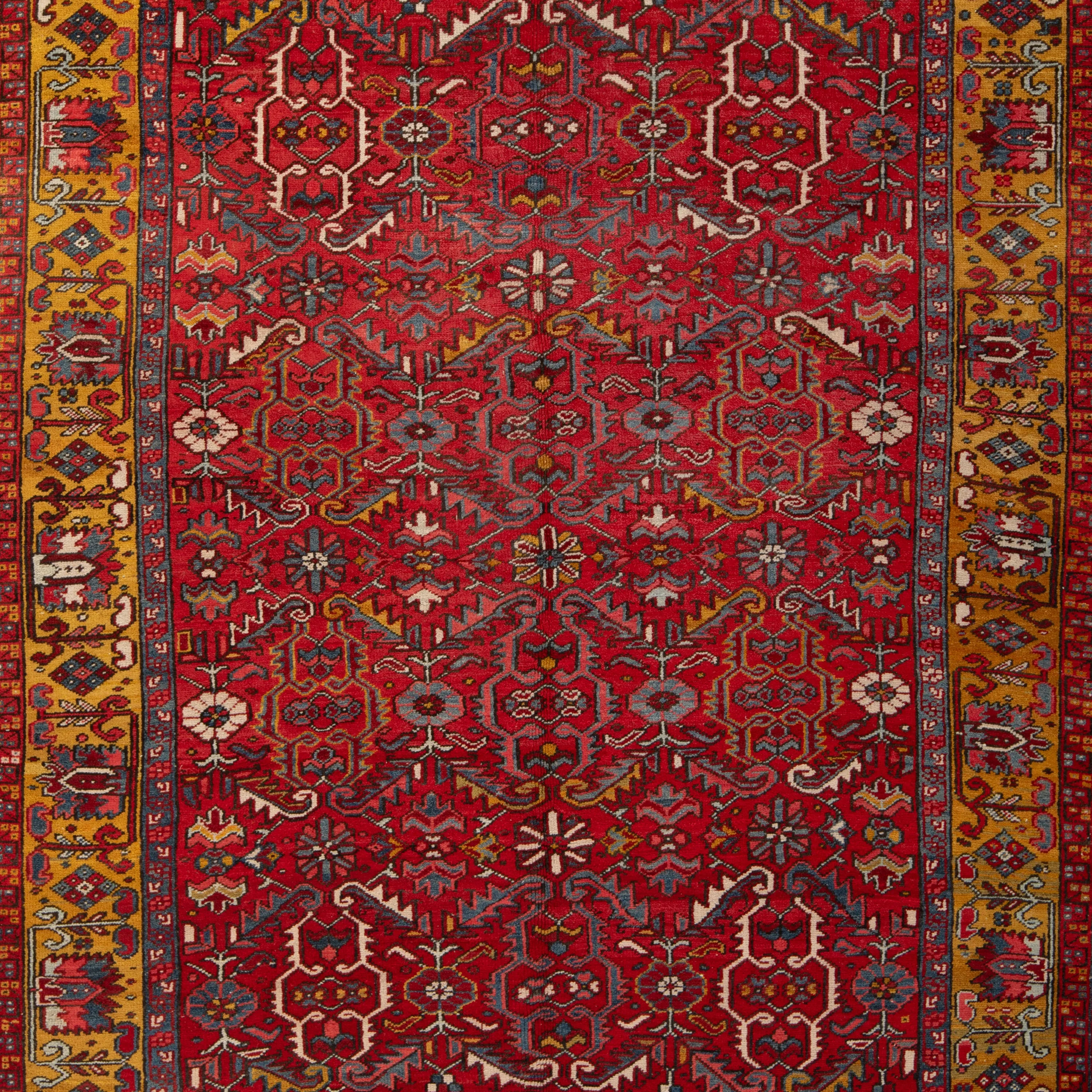 Red Vintage Traditional Heriz Rug - 7'5" x 8'5"