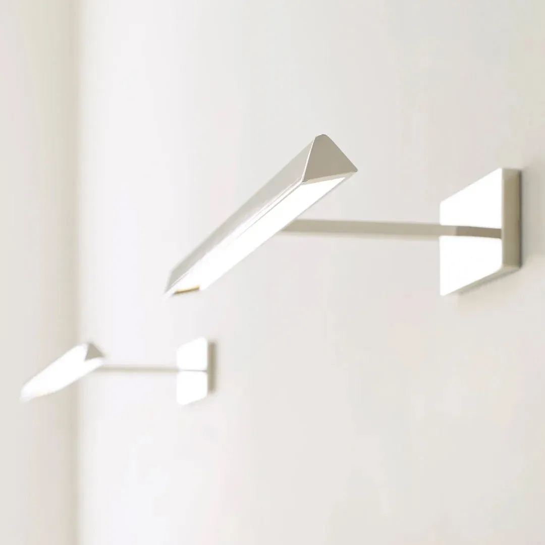 Sean Lavin Dessau Picture Light
