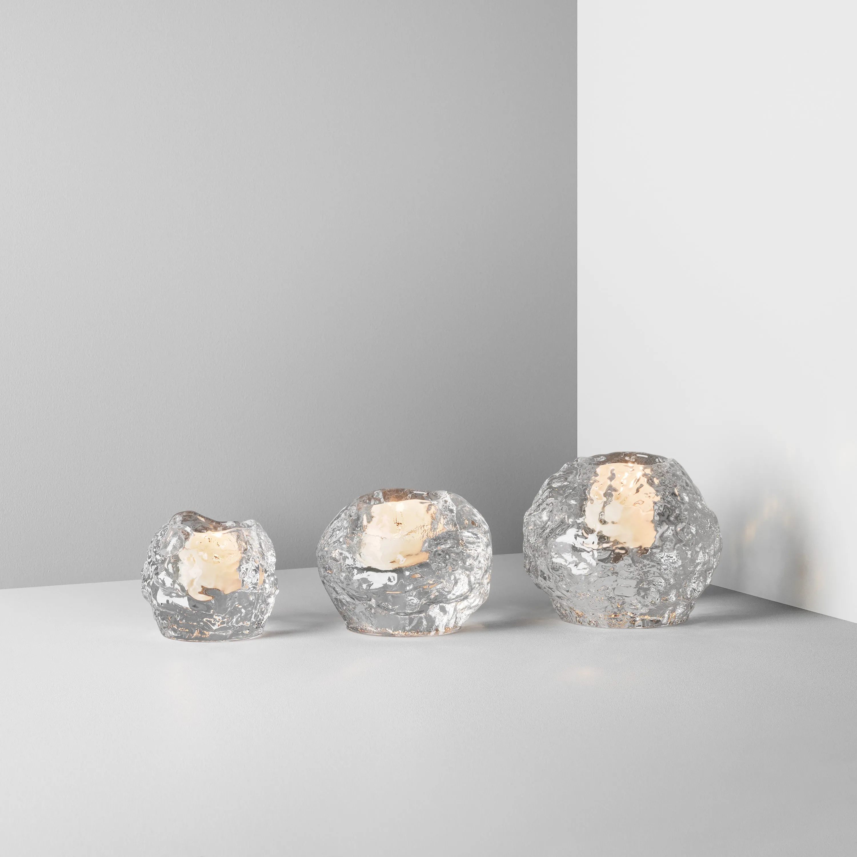 Snowball Votive