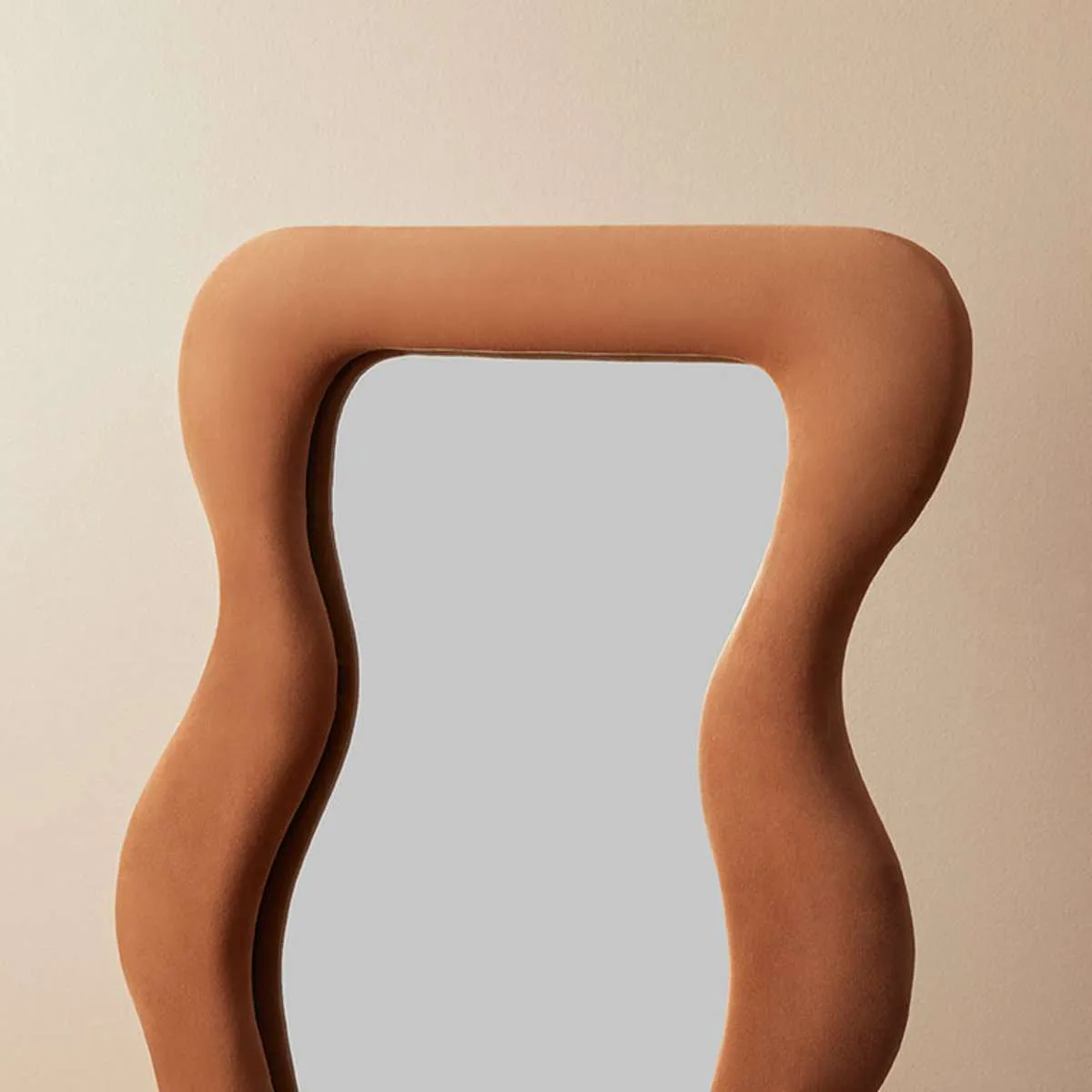 Wiggly Mirror - Rust Mocka