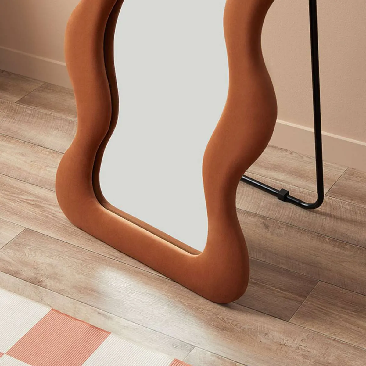 Wiggly Mirror - Rust Mocka