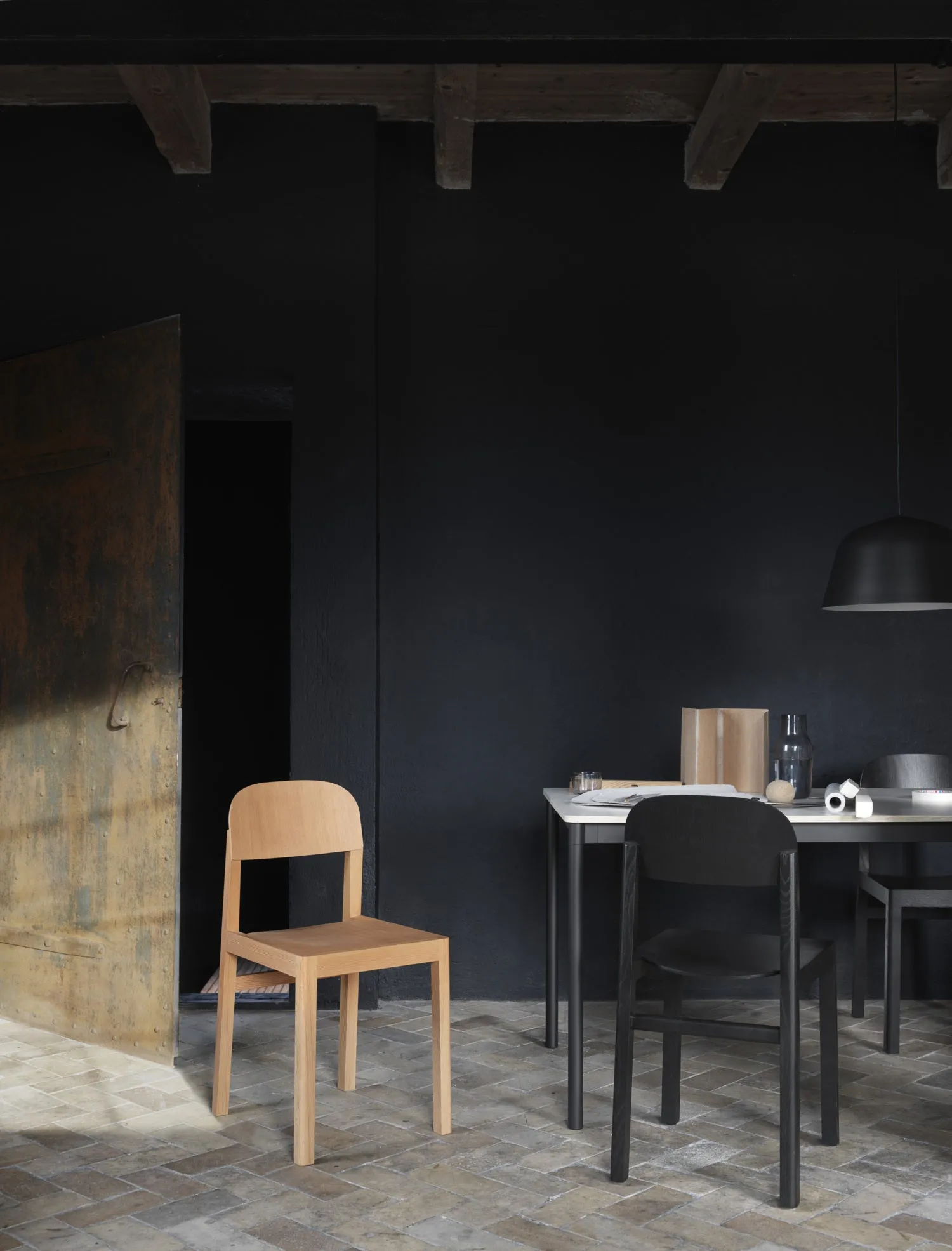 Workshop Chair, Black